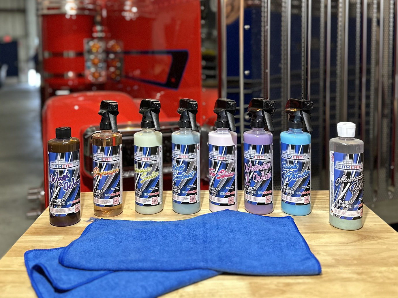 TIME2SHINE TABLE2 Time2Shine group shot